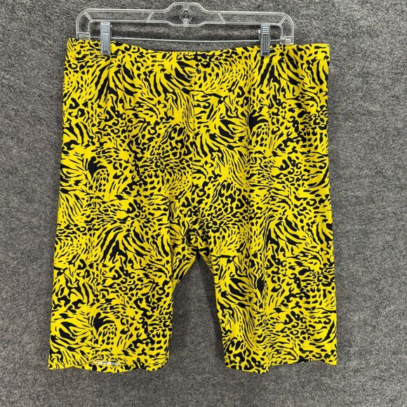 AQ Sport Shorts Women 1X Plus Yellow Animal Print Pull On Mid Rise Chino Casual - Picture 1 of 6